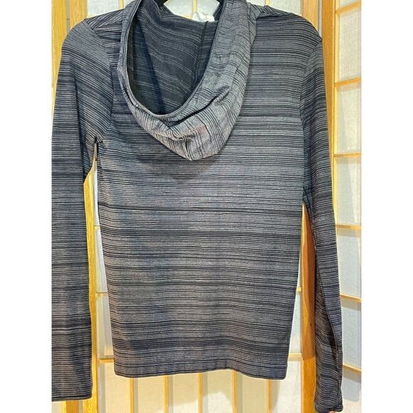 Fabletics Sm Striped Hoodie   - Picture 4 of 14